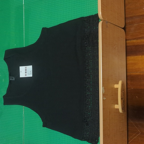 BUNDLE 4 NWTs/ NWOTs Women's crop tops and regular tops for summer, ALL Size S - Picture 11 of 13